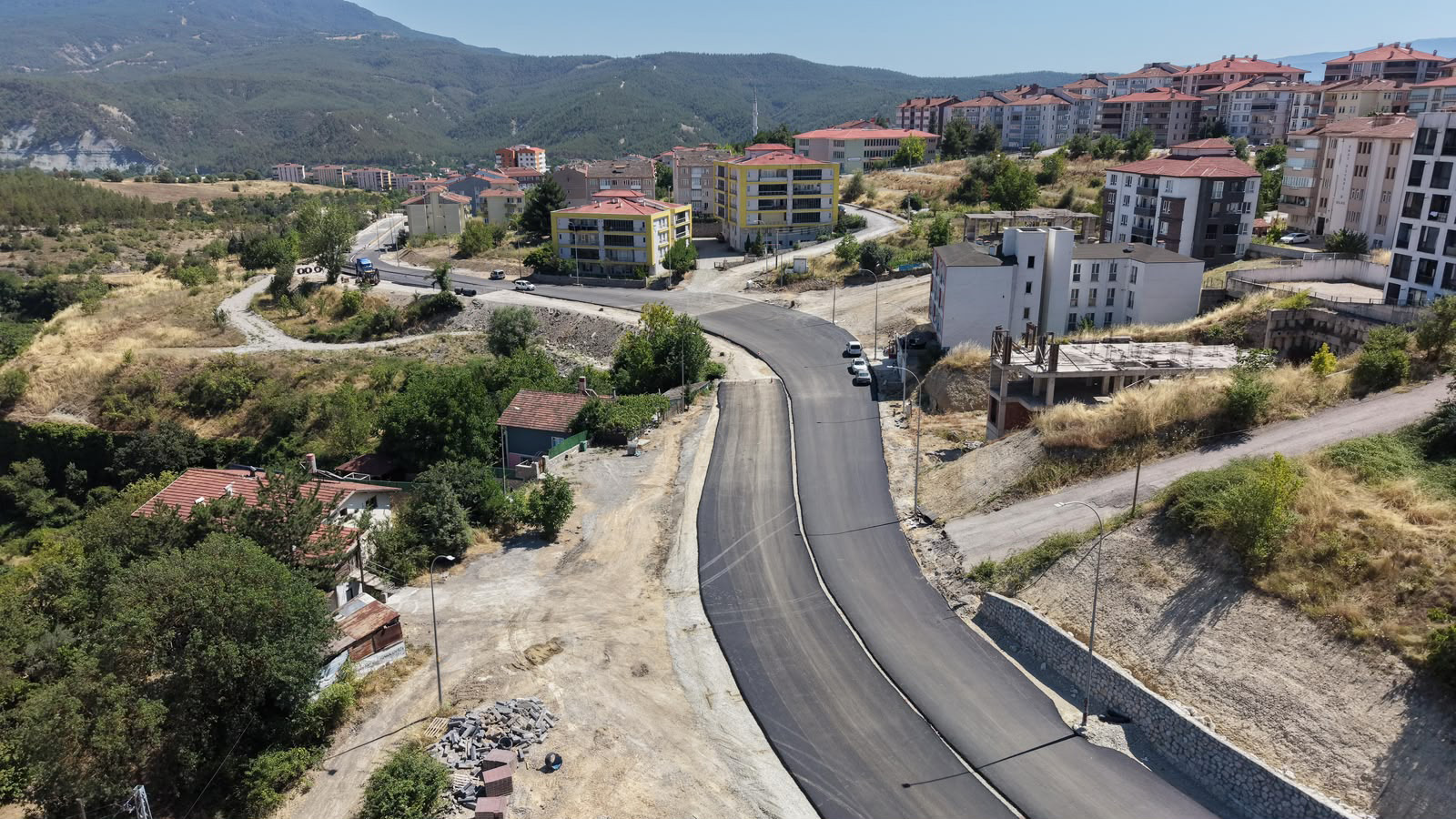 100. Yıl Mahallesi 1010. Cadde Fotoğraf 12