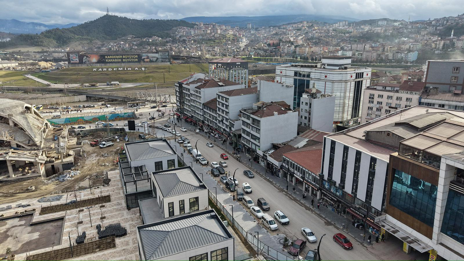 Albay Karaoğlanoğlu Caddesi Fotoğraf 3
