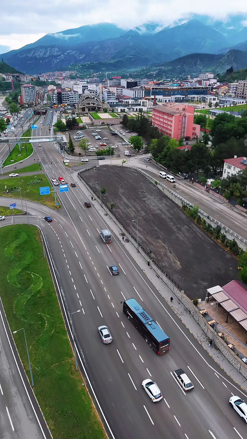 Terminal Karşısı Şelale Yanı Otopark Fotoğraf 3