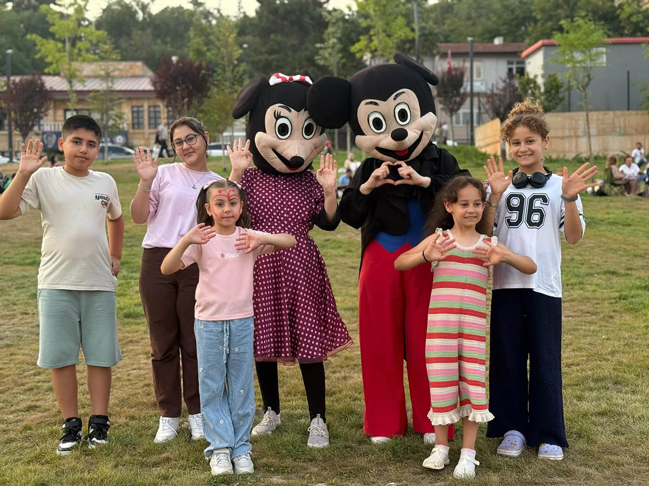 Millet Bahçesi ve Kent Meydanı Fotoğraf 13