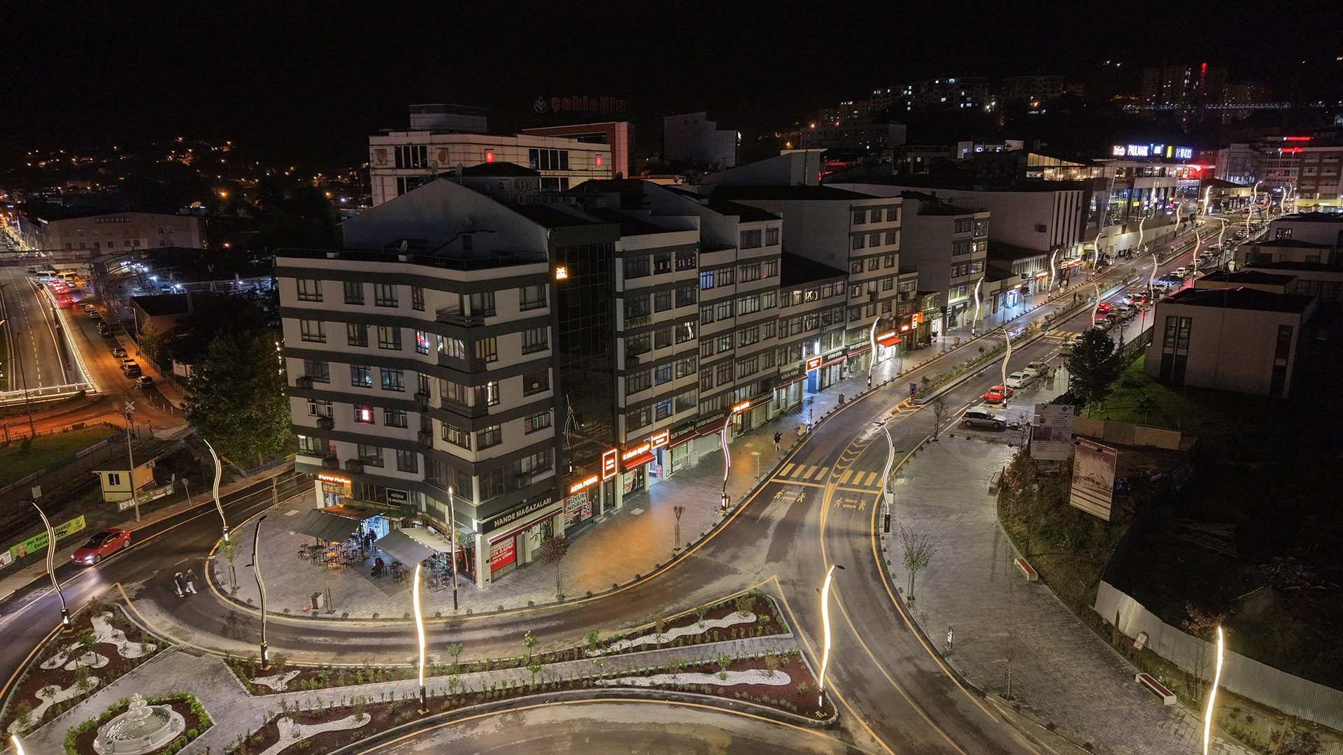 Albay Karaoğlanoğlu Caddesi Fotoğraf 4