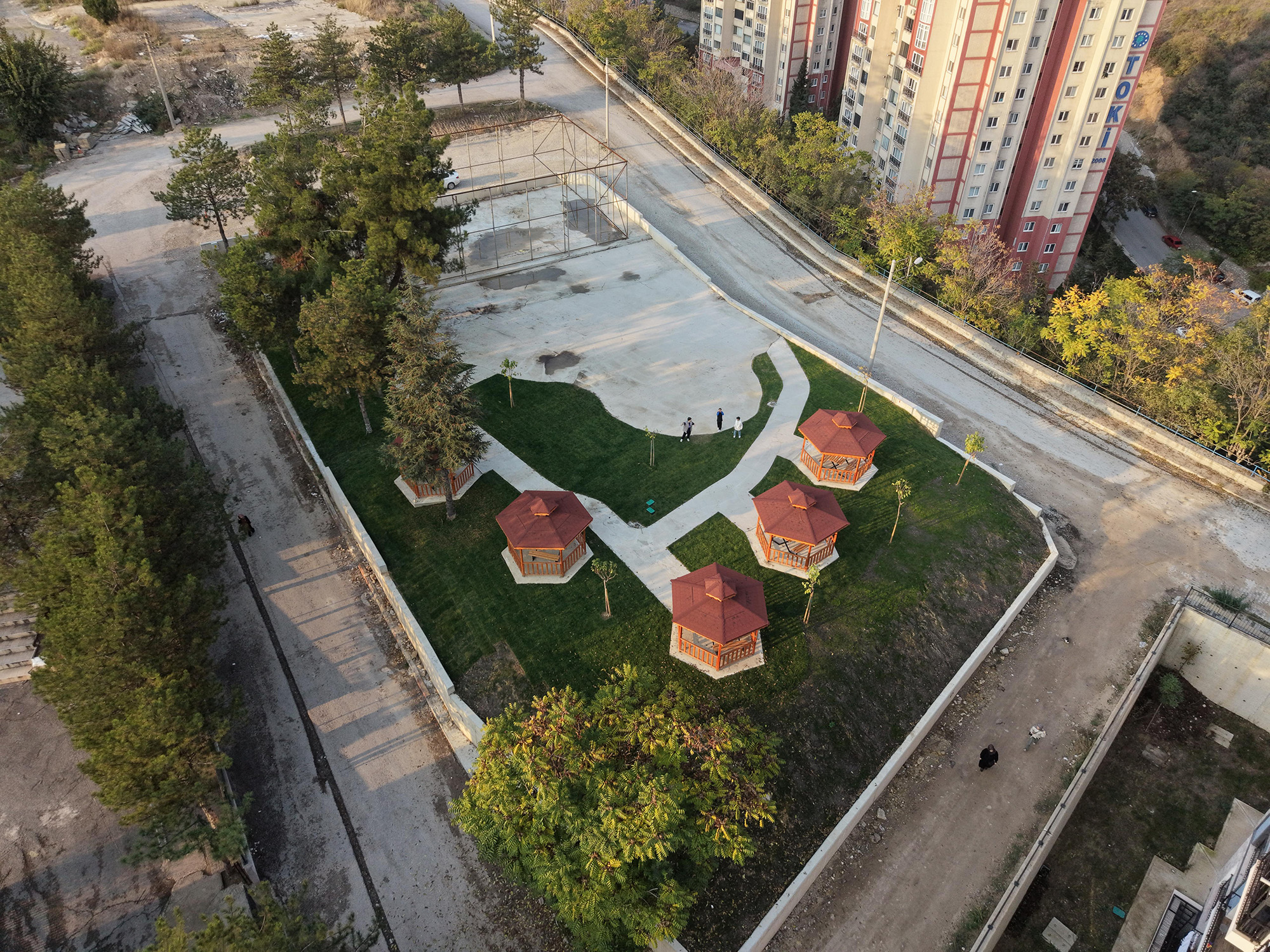 Kartaltepe Mahallesi Bedir Sokak TOKİ Parkı Fotoğraf 8