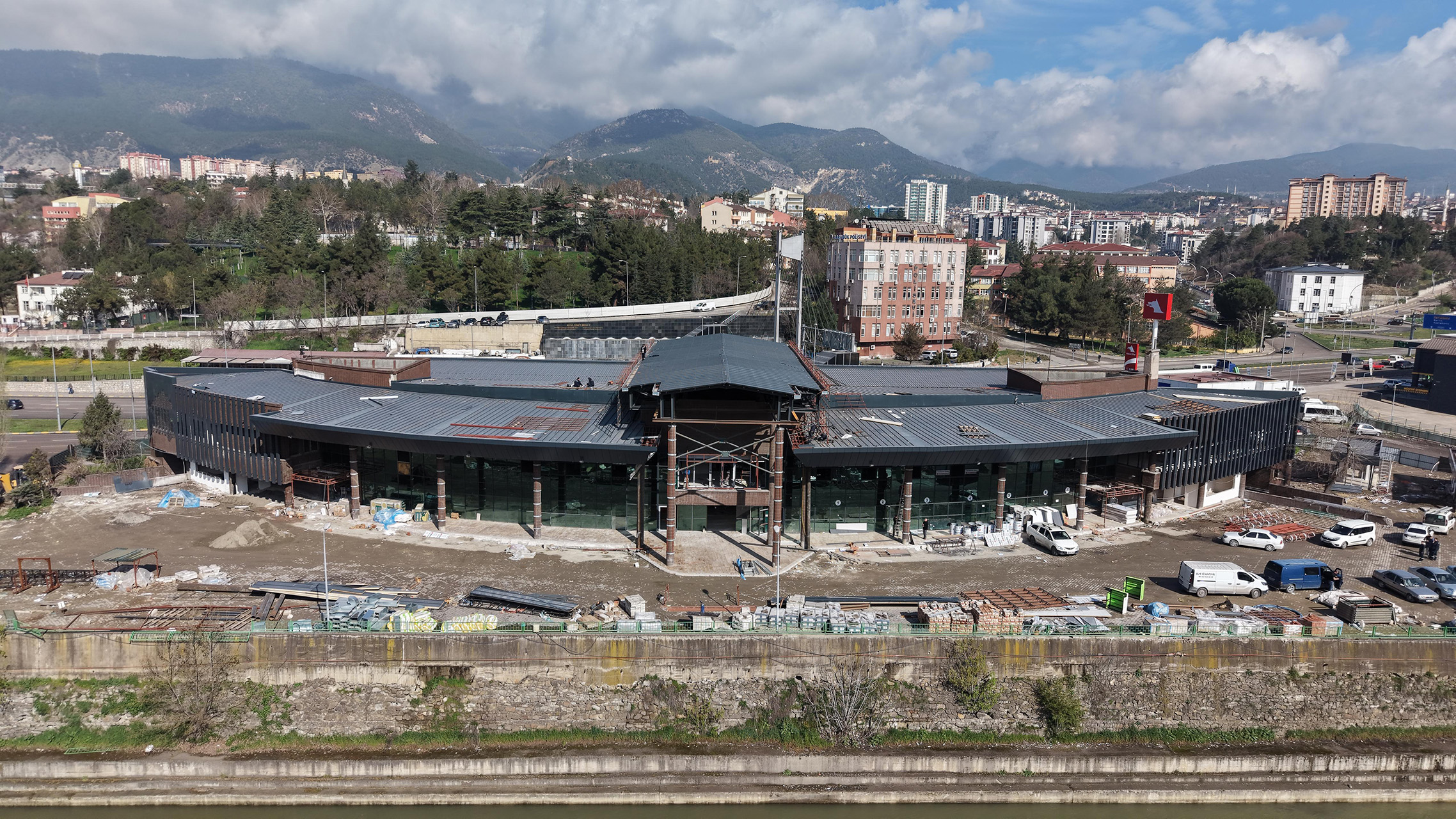 Karabük Şehirlerarası Otobüs Terminali Yenileme Projesi
