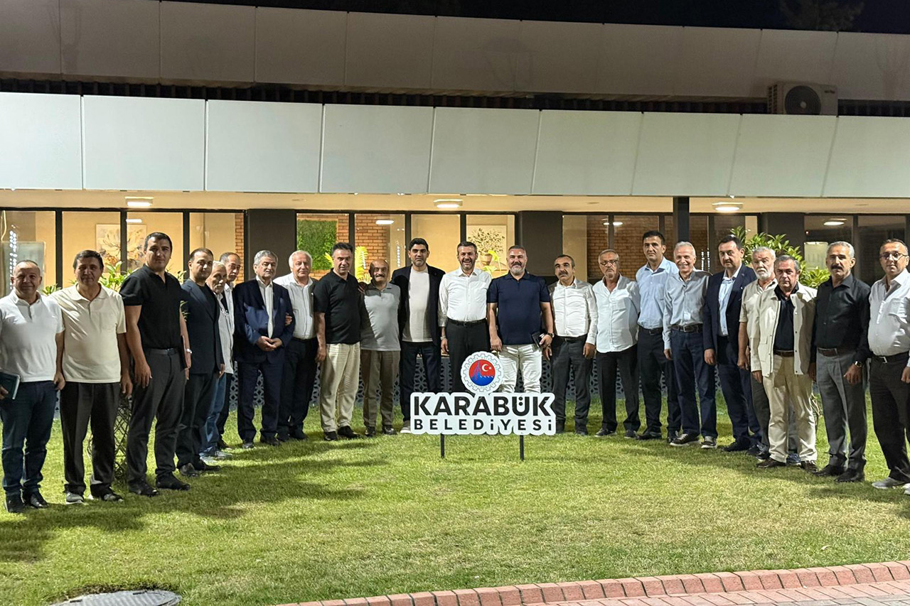 Başkan Çetinkaya Muhtarlarla Has Bahçe’de Bir Araya Geldi