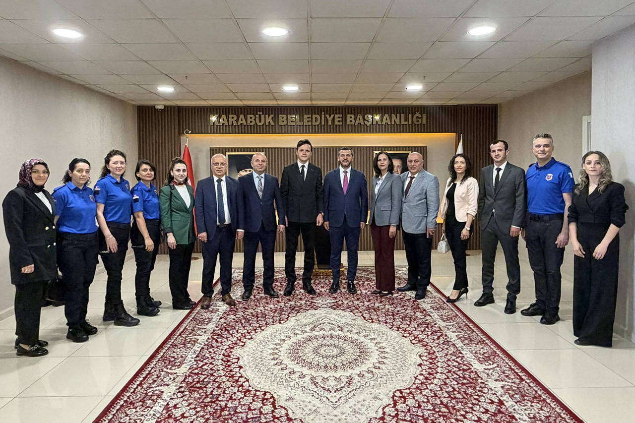 Cumhuriyet Savcımız Sayın Oğuz Yılmaz, T Tipi Cezaevi Müdürümüz Sayın Emrah Yavuz Yılmaz ve İnfaz Koruma Memurlarımızdan Başkan Çetinkaya’ya Ziyaret