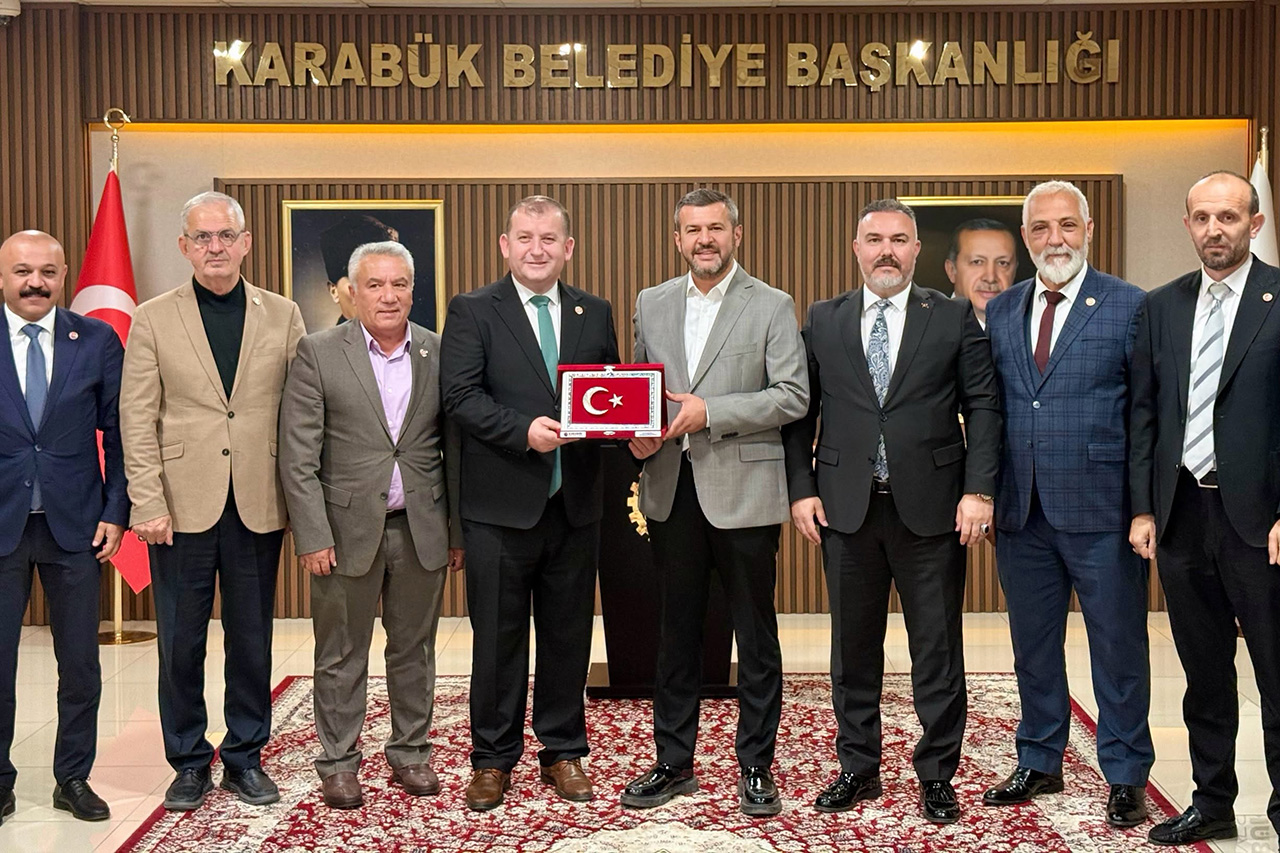 Aykut ve Değerli Muhtarlarımızdan Başkan Çetinkaya’ya Ziyaret