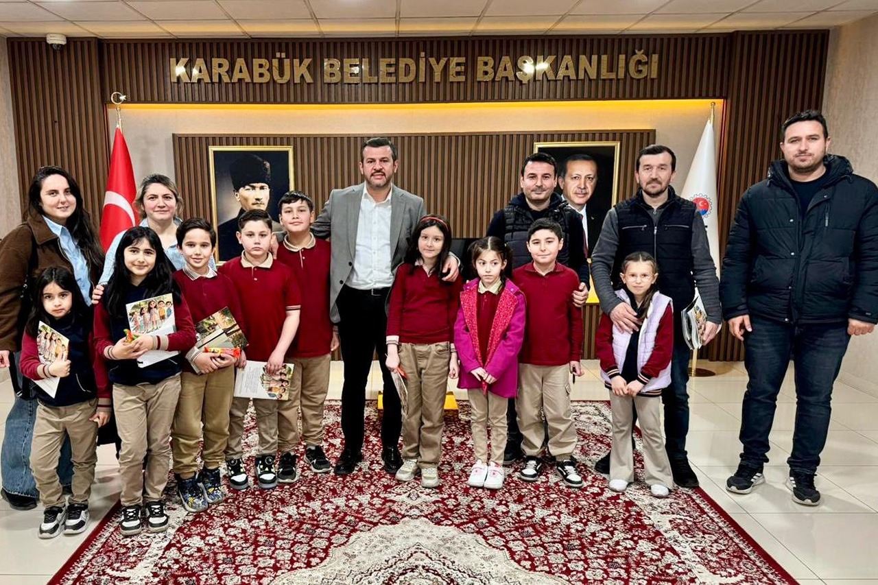 Şehit Özcan Ören İlkokulu Öğrencilerinden Başkan Çetinkaya’ya Ziyaret