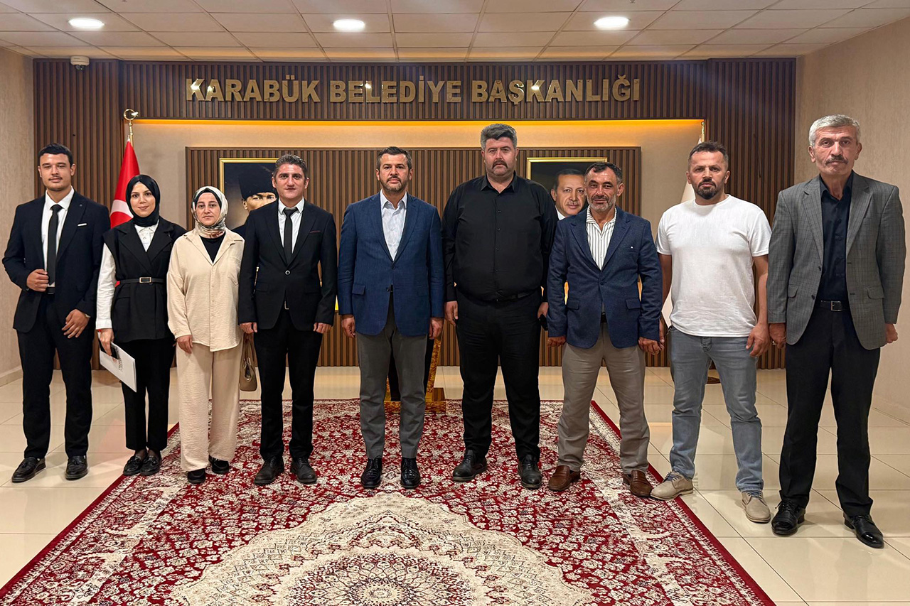 Umuda Yolculuk ve Toplumsal Kucaklaşma Derneği’nden Başkan Çetinkaya’ya Ziyaret