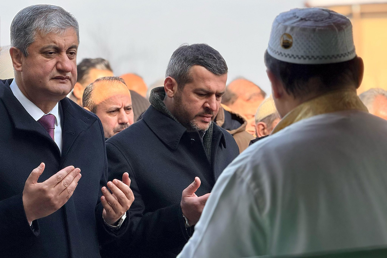 Sadık Bayrak Son Yolculuğuna Uğurlandı