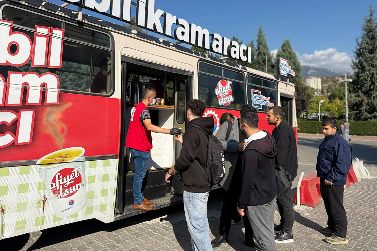Öğrencilerimizin Yoğun Temposuna Sıcak Bir Mola Verdik