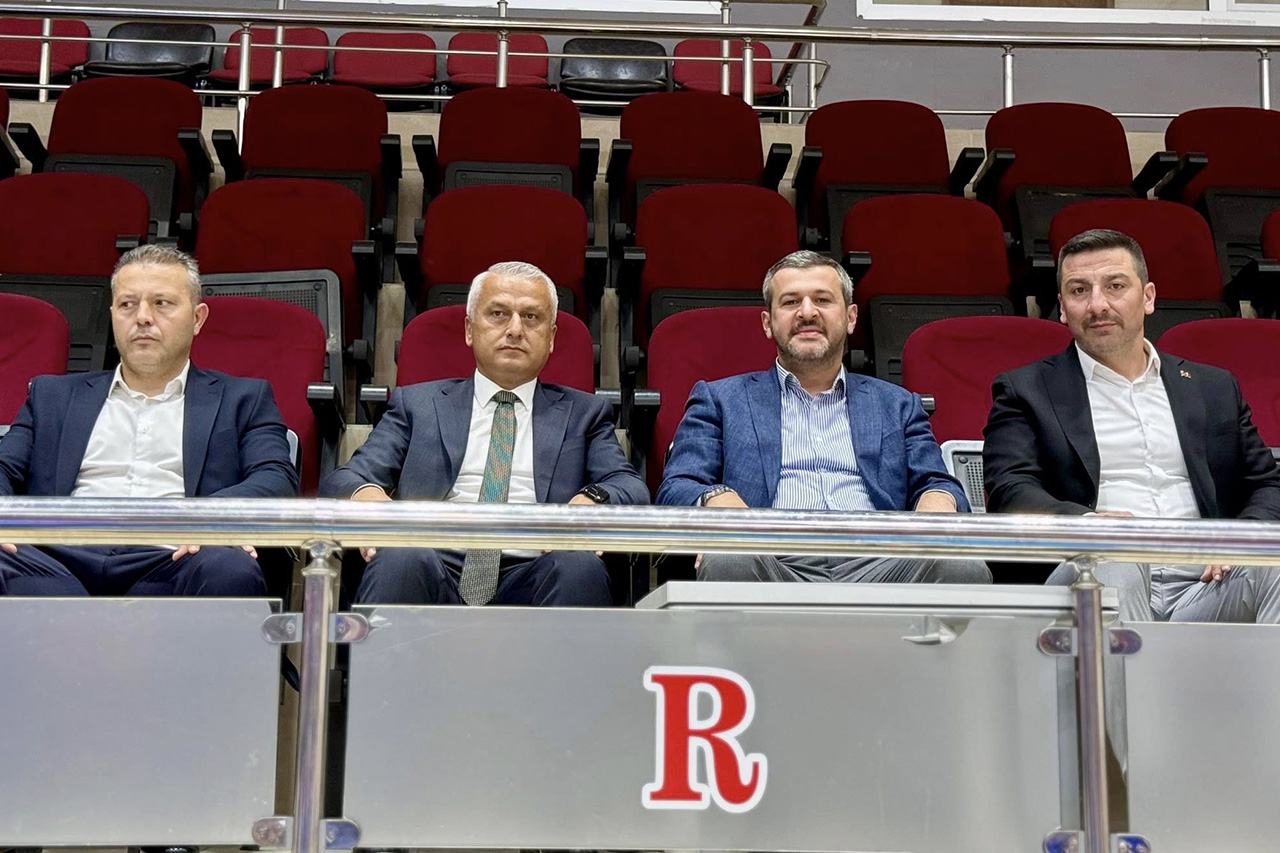 Başkan Çetinkaya, ANALİG Güreş Grup Müsabakaları Heyecanına Ortak Oldu