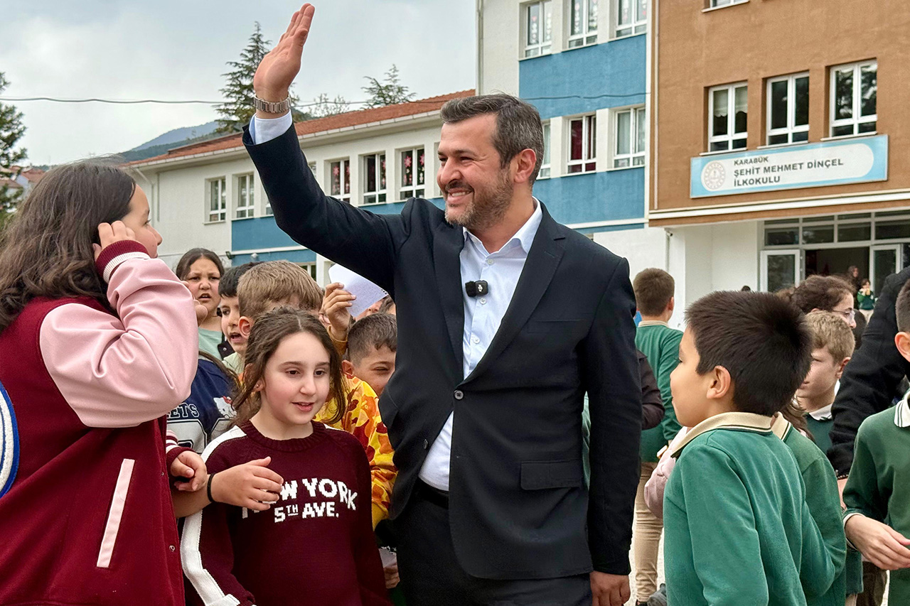 Miniklerden Başkan Çetinkaya’ya Sevgi Seli