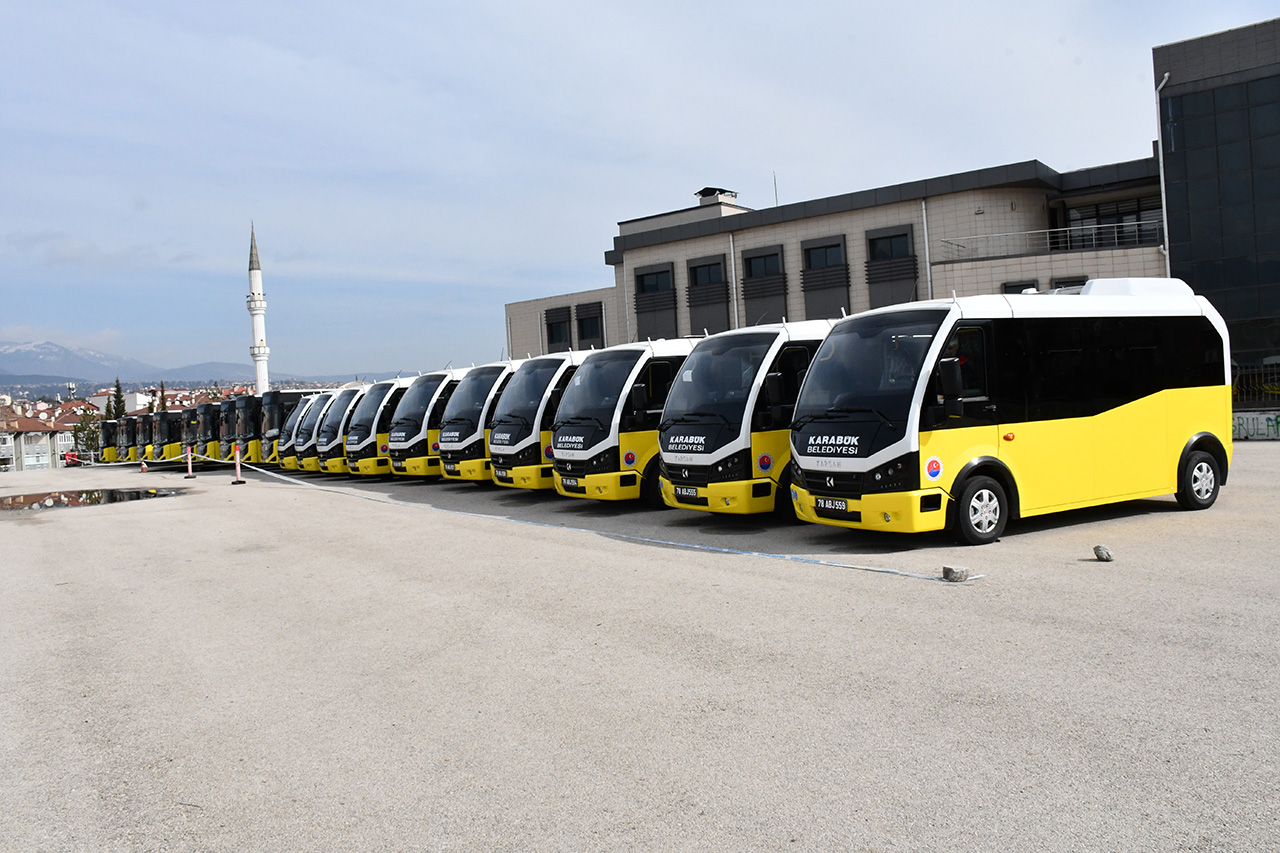 Karabük Belediyesinden Emeklilere Ulaşım Desteği