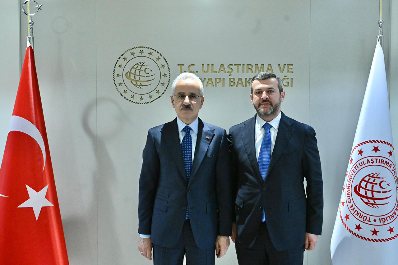 Başkan Çetinkaya’dan Ulaştırma ve Altyapı Bakanımız Sayın Abdulkadir Uraloğlu’na Ziyaret