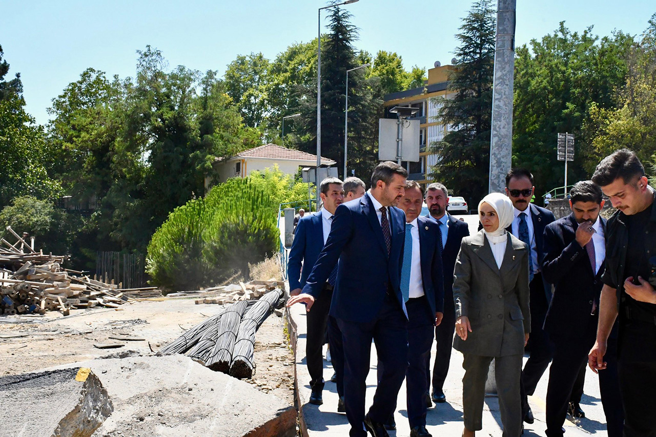 Başkan Çetinkaya, Aile ve Sosyal Hizmetler Bakanımız Sayın Mahinur Özdemir Göktaş Hanımefendi ile Aktif Yaş Alma Merkezi Proje Alanında İncelemelerde Bulundu