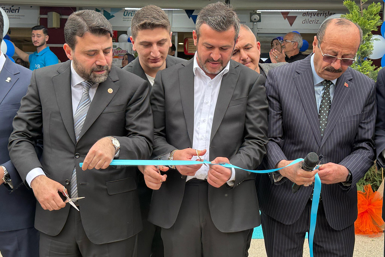 Başkan Çetinkaya Açılış Programına Katıldı