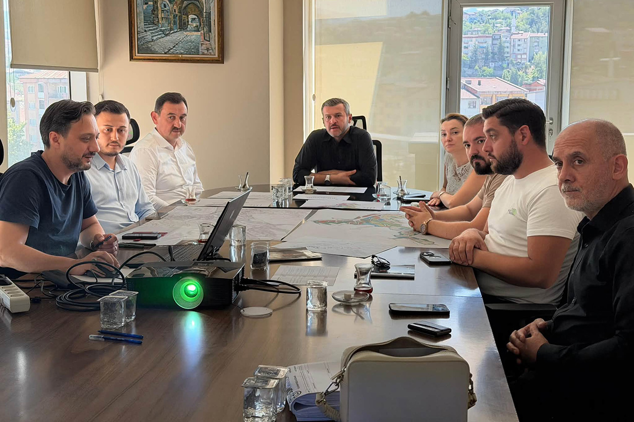 Daha Düzenli, Modern ve Güçlü Bir Karabük İçin Durmadan Çalışıyoruz
