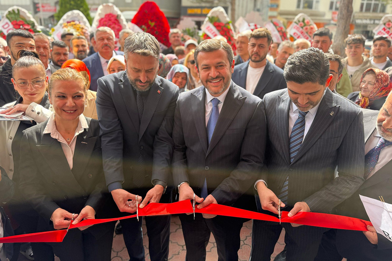 Başkan Çetinkaya Açılış Programına Katıldı