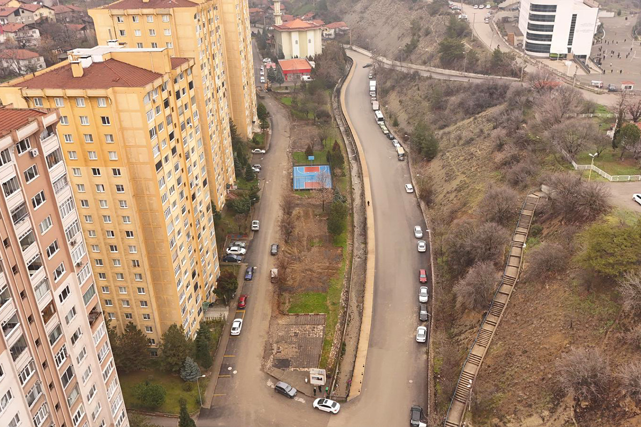 Cevizkent TOKİ’de Tema Park Çalışmaları Başladı