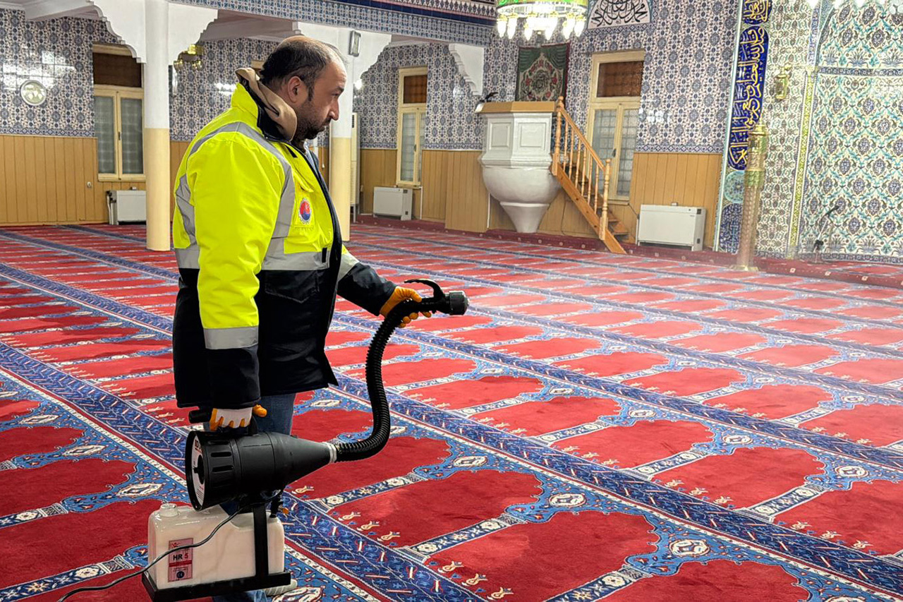 Karabük’te Cami ve Mescitler Gül Kokularıyla Buluştu