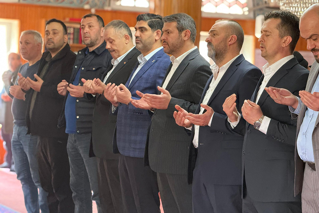 Başkan Çetinkaya, Merhum Şehit Lider Muhsin Yazıcıoğlu'nun Mevlid-İ Şerif Programına Katıldı