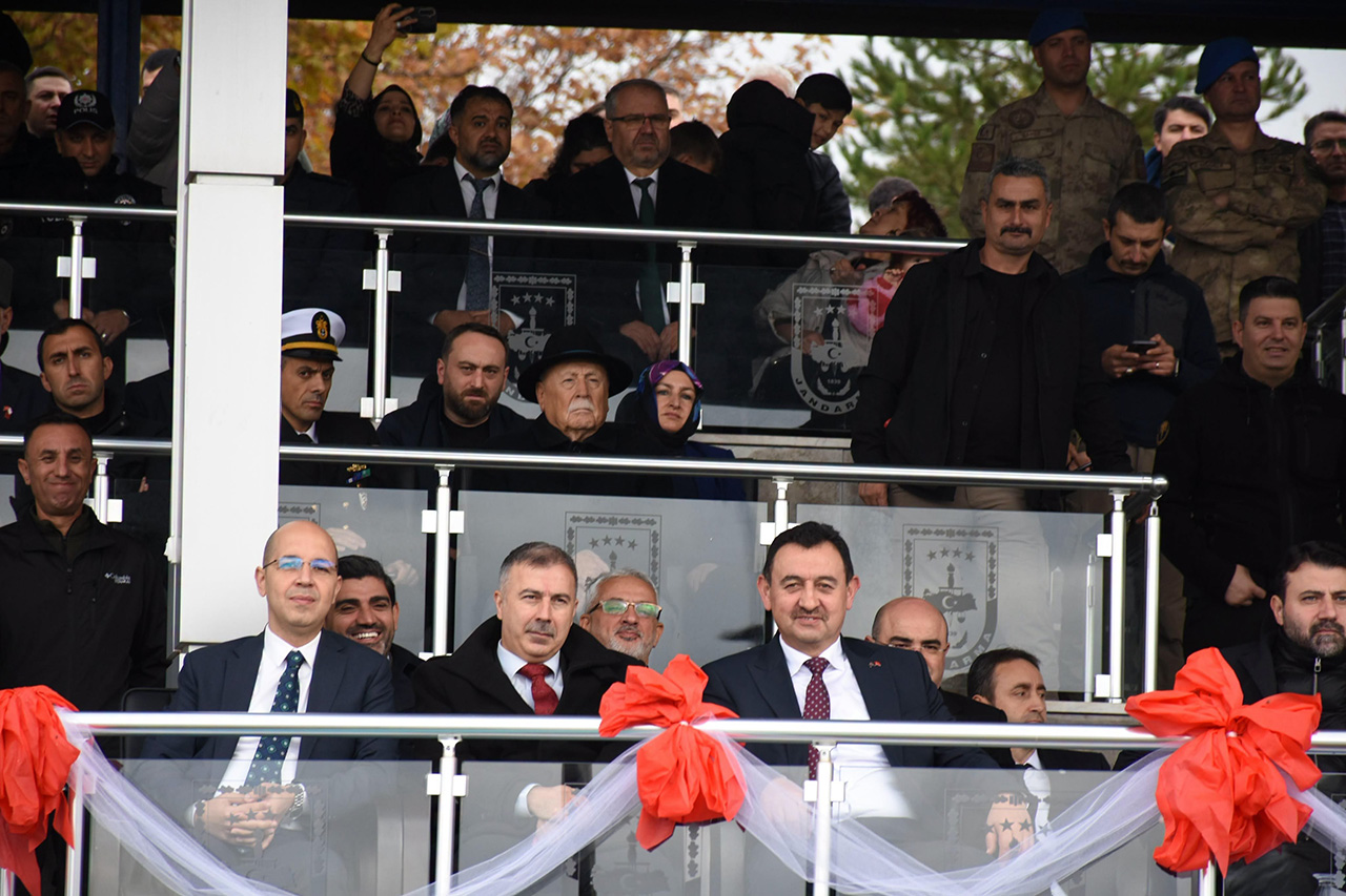 39. Dönem Jandarma Uzman Erbaş Komando Temel Kursu Kapanış Töreni Düzenlendi