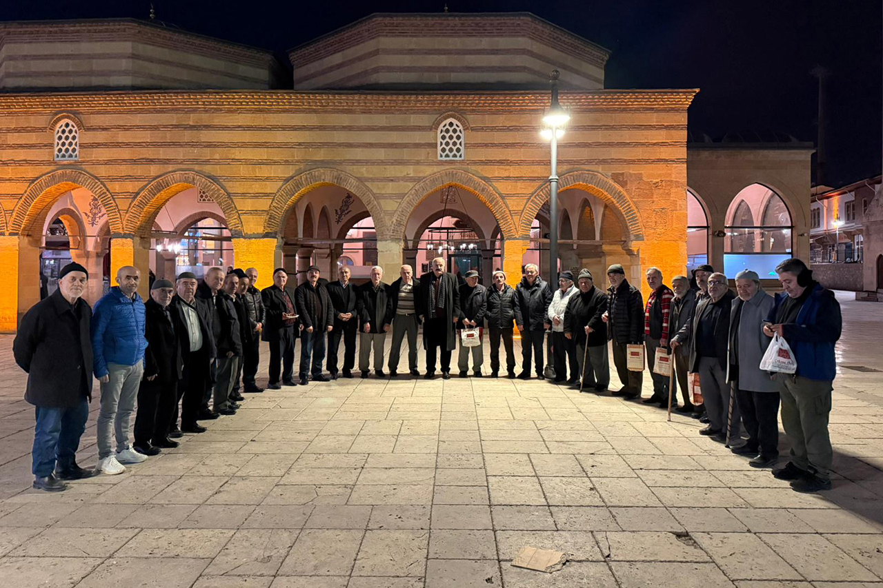 Karabük Belediyesi’nden Emeklilere Vefa: Kültür Gezileri