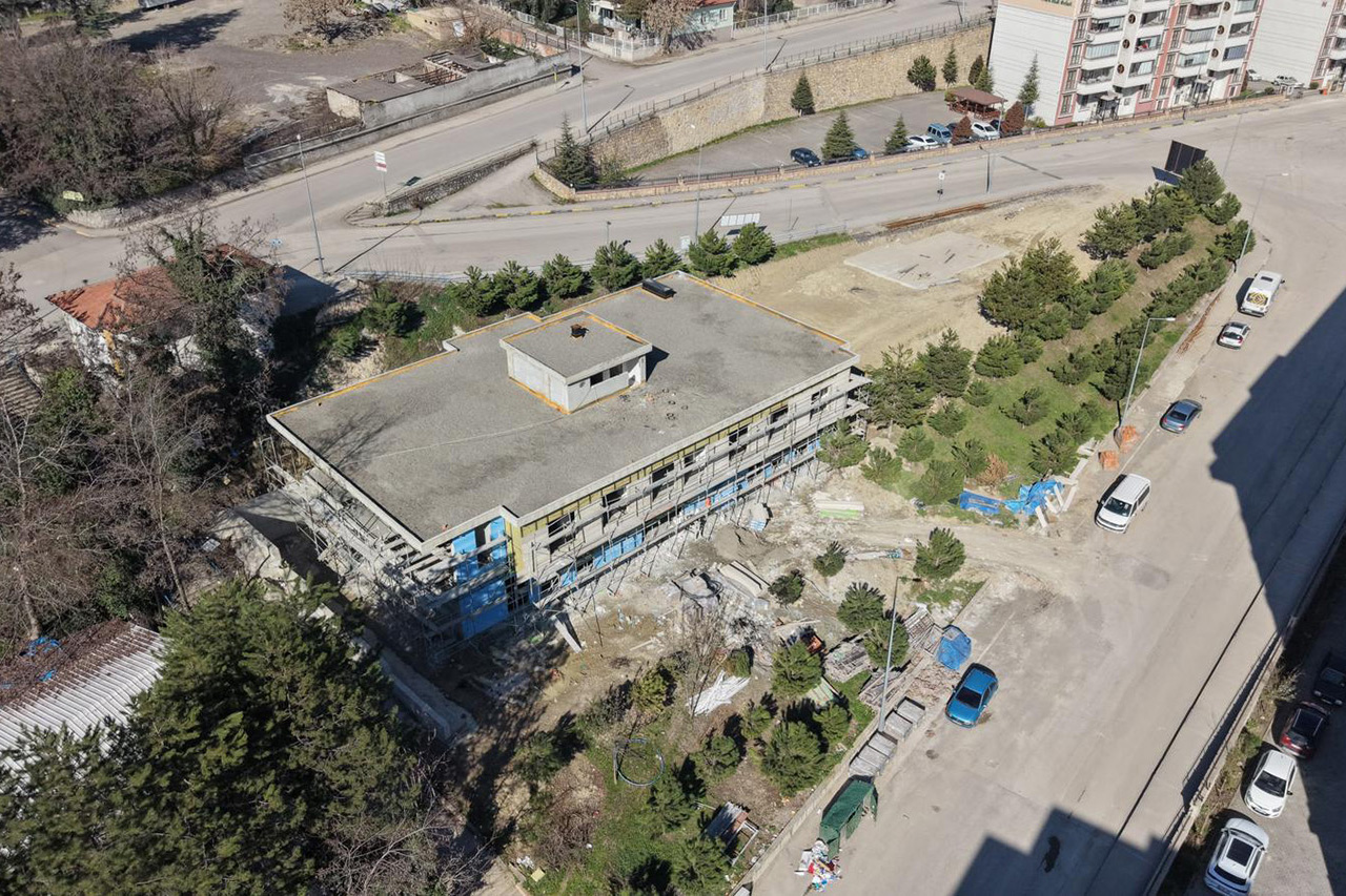 Yücel & Recep Özçelik Aktif Yaş Alma Merkezi