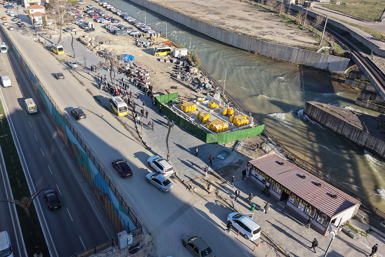 Yeni Nesil Ulaşım Konforu: Kapalı ve Klimalı Duraklar