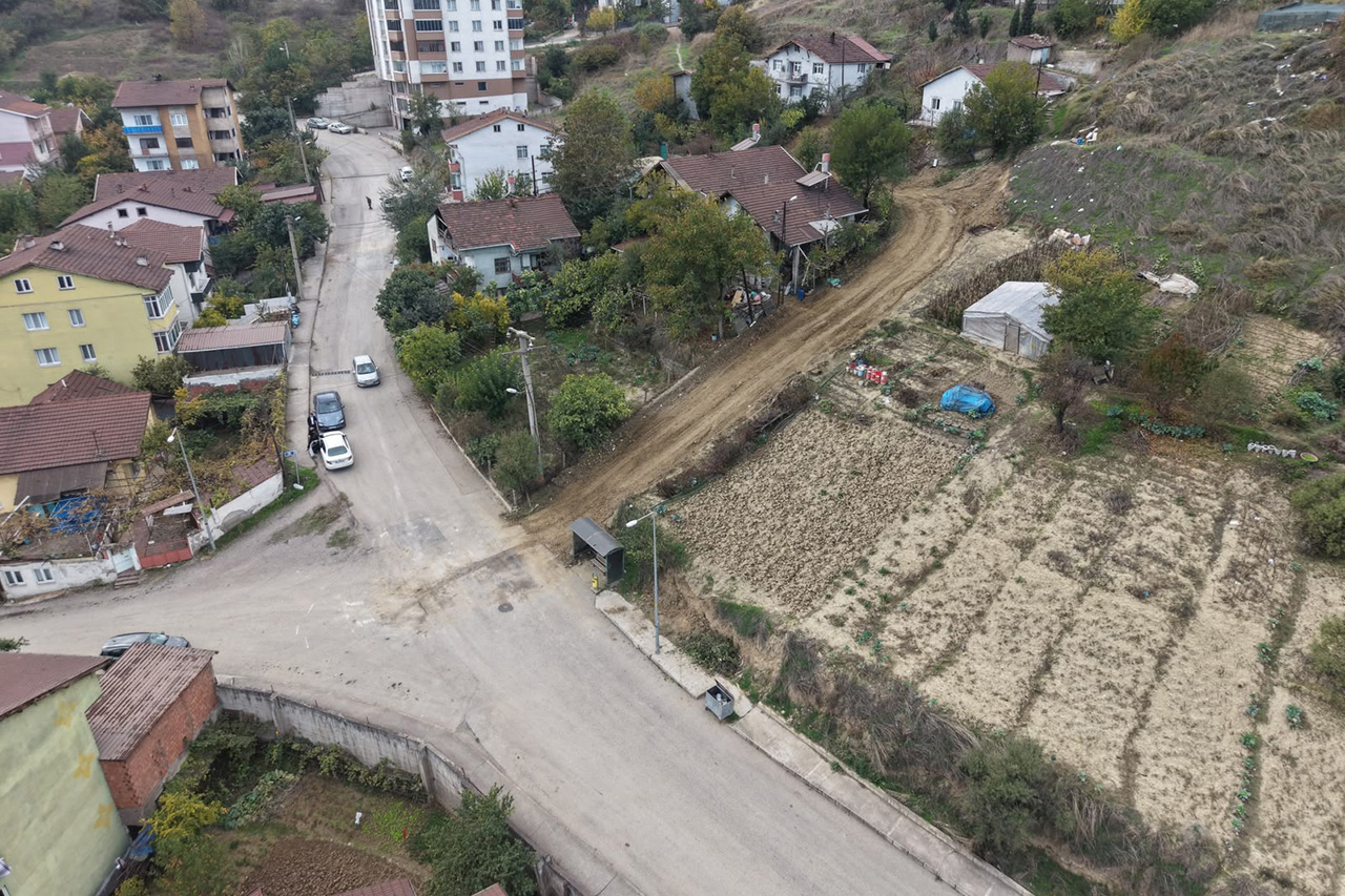 Başkan Çetinkaya’dan Aydınlıkevler’de 15 Yıllık Soruna Çözüm