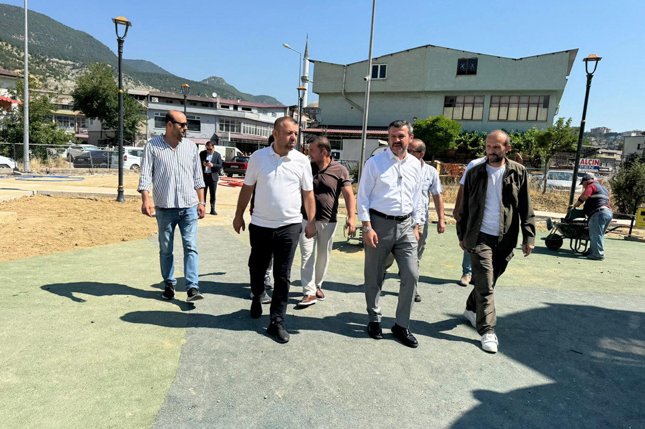 Başkan Çetinkaya Tema Park Projelerini İnceledi
